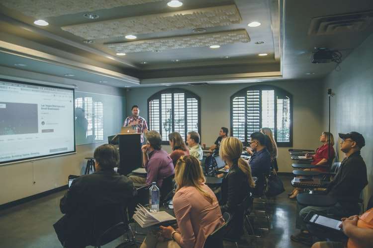 Keeping Your License and Maintaining Insurance Rates: The Benefits of Traffic School